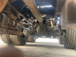 4 dessous de caisse - Camion with Essieu avant