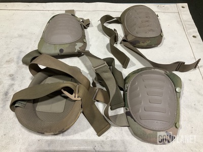 (149) Pairs of Knee Pads