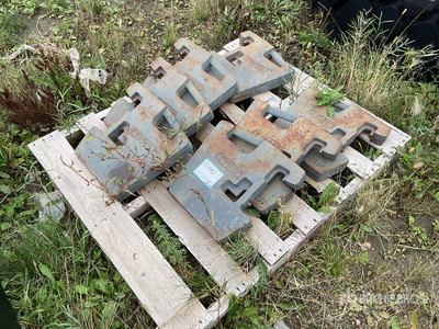 Quantity of (7) Kubota M8071 Obciążniki do Ciągników