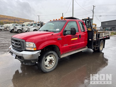 2004 Ford F-450 XL 4x2 Extended Cab Flatbed Truck
