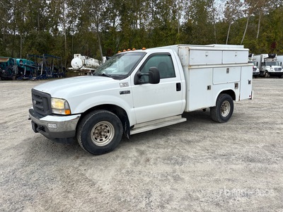 2004 Ford F-350 XL 4x2 Camión Utilitario