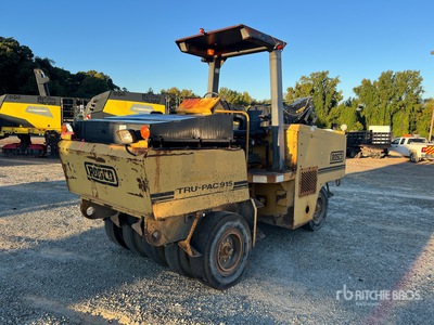 1999 Rosco Tru-Pac 915 9 Wheel Rullo pneumatico