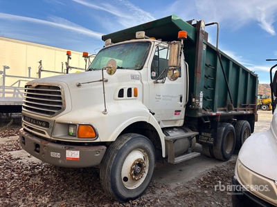 2004 Sterling LT8500 6x4 T/A Camión dumper