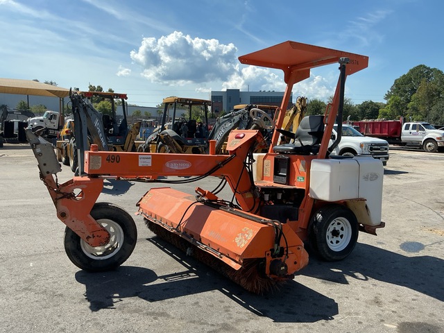 2006 Lay-Mor 8HC Self-Propelled Broom