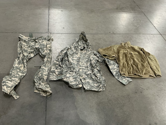 (21) Pairs of Wet Weather Trousers, (12) Wet Weather Parkas & Assorted Items