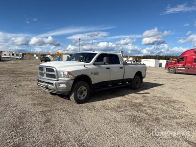 2013 Dodge Ram 3500 4x4 Crew Cab Pickup