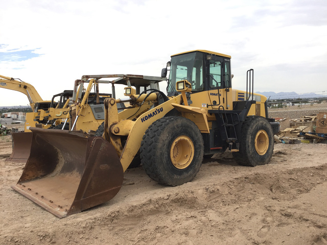 2005 Komatsu WA380-5L Wheel Loader 2005 Komatsu WA380-5L Wheel Loader