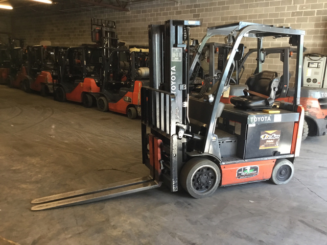 2016 Toyota 8FBCU32 Electric Forklift