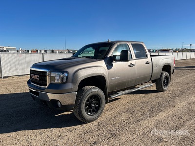 2012 GMC 3500HD SLE 4x4 Crew Cab Pickup