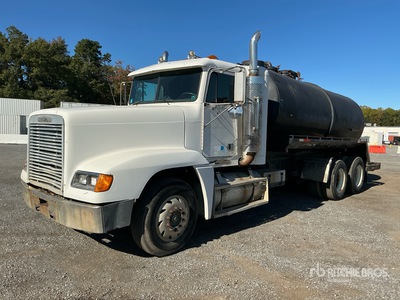 1995 Freightliner FL70 6x4 Vacuum Tanker Truck