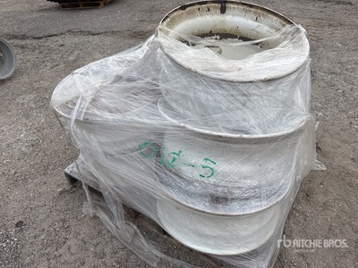 Quantity of (8) Steel 22.5 x 8.25 Ruedas