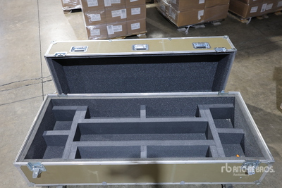 Delta Cases Rolling Equipment Case