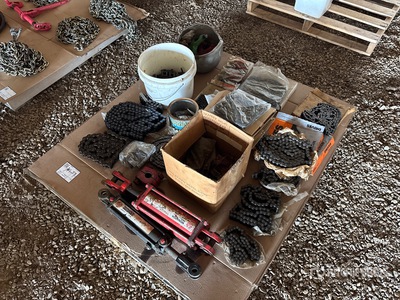 Quantity of Assorted Roller Chains