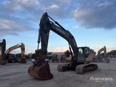 2013 Volvo EC300DL Rupsgraafmachine
