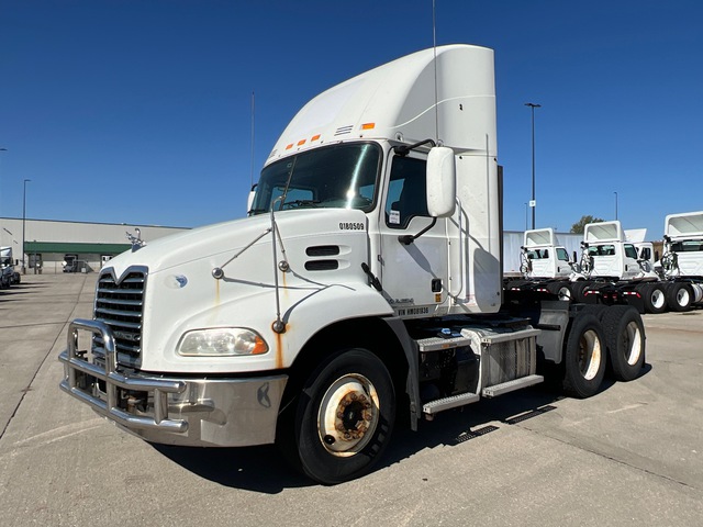 2017 Mack CXU613 6x4 T/A Day Cab Truck Tractor