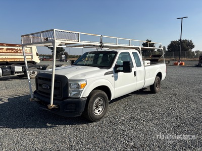 2016 Ford F-250 4x2 Extended Cab ピックアップ