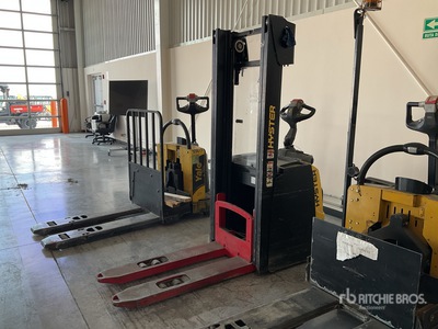 2021 Hyster S2.0S 4400 lb Apilador Electrico / Elektryczna układarka