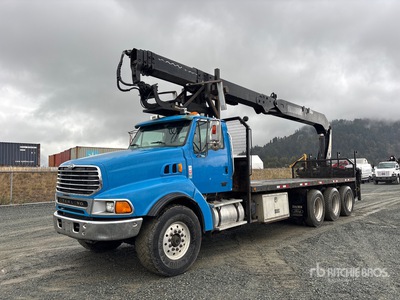 2004 Hiab 335K-4 7500 lb Straight Boom on 2004 Sterling 8x6 Boom Truck