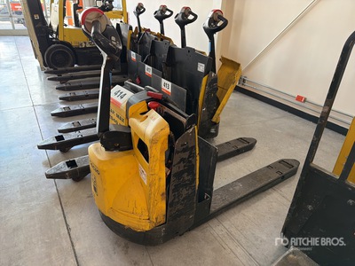 2021 Hyster W452ZHD 4500 lb Montacargas de Patin / رافعة الباليت