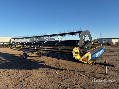 2014 New Holland HB36 36 ft Draper Windrower Header