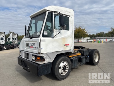 2015 Kalmar T2 4x2 Spotter Truck