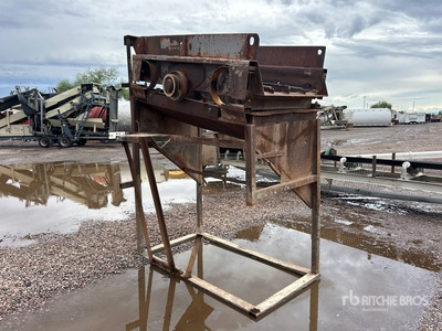 Skid-Mounted Vibrating Grizzly Screen