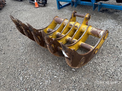 Teran 64 in Excavator Rake