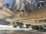 Underbody with Non-Driven Drop Axle (1)
