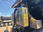 Underbody with Hydraulic Tank