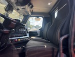 Cab with Seats/armrests