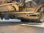 Underbody with Non-Driven Drop Axle (1)