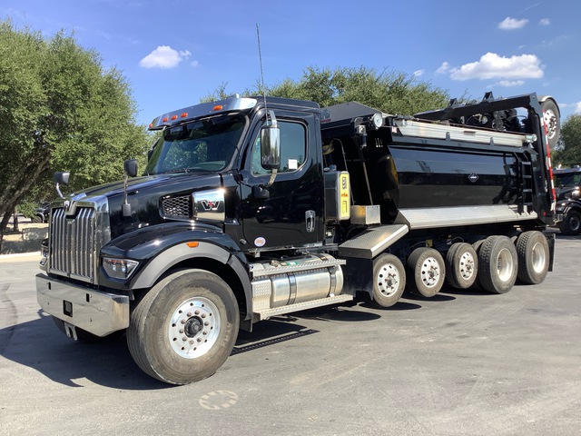 2025 Western Star 47X 14x4 Six Axle Dump Truck 2025 Western Star 47X 14x4 Six Axle Dump Truck