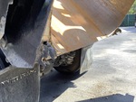 Configuration with Tailgate Latch