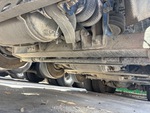 Underbody with Non-Driven Drop Axle (1)