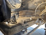 Underbody with Non-Driven Drop Axle (1)