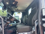 Cab with Seats/armrests