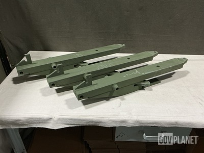 (10) 1013821 Aircraft Power Unit Tongue Assemblies