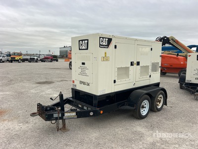 2013 Cat XQ60-6 55 kW Mobile مولد