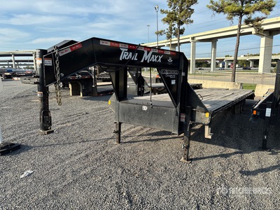 2025 Trailmaxx MAX27-32 32 ft T/A Gooseneck Plant Trailer