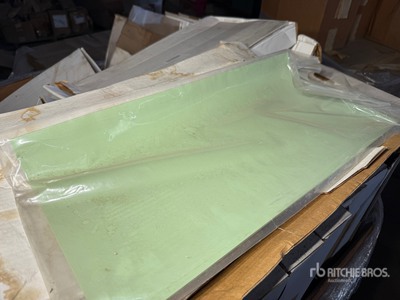 Lot of (70) Retainer Pad