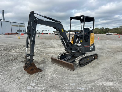2023 Volvo EC27D Mini Excavadora