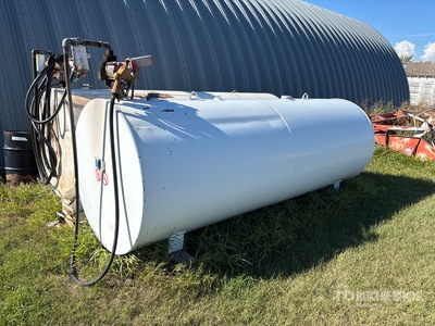 2009 Westeel 1000 gal Fuel Tank