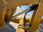 Hydraulics with Bucket Tilt Cylinders