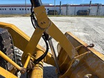 Chassis with Tilt Linkage