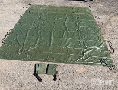 1- MTVR 7 Ton Rear Cargo Top with End Curtains. NOS New old stock. Ship Dims: 15x16x20 80lbs Części: Części HMMWV