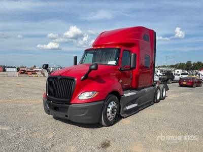 2022 International LT625 6x4 T/A Sleeper Truck Tractor