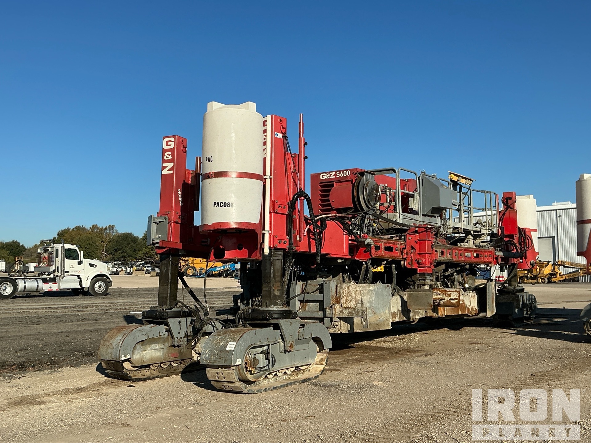 2016 Guntert & Zimmerman S600 Slip Form Paver