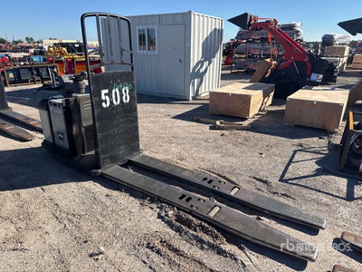 2016 Crown PC4500-80 8000 lb Palettenheber
