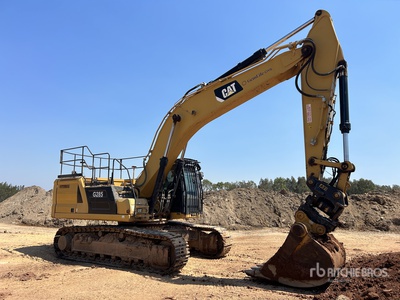 2019 Cat 336 Tracked Excavator