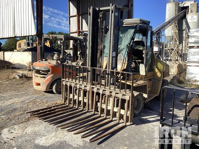 Cat DP70N 12300 lb Cushion Tire Forklift